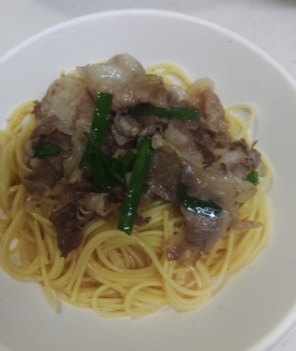 豚肉とほうれん草のパスタ