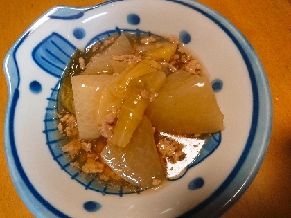 味の染み込んだ熱々の大根炊き♪