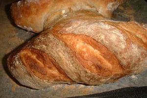 長熟のフランスパン（減塩もお好みでできるよ）