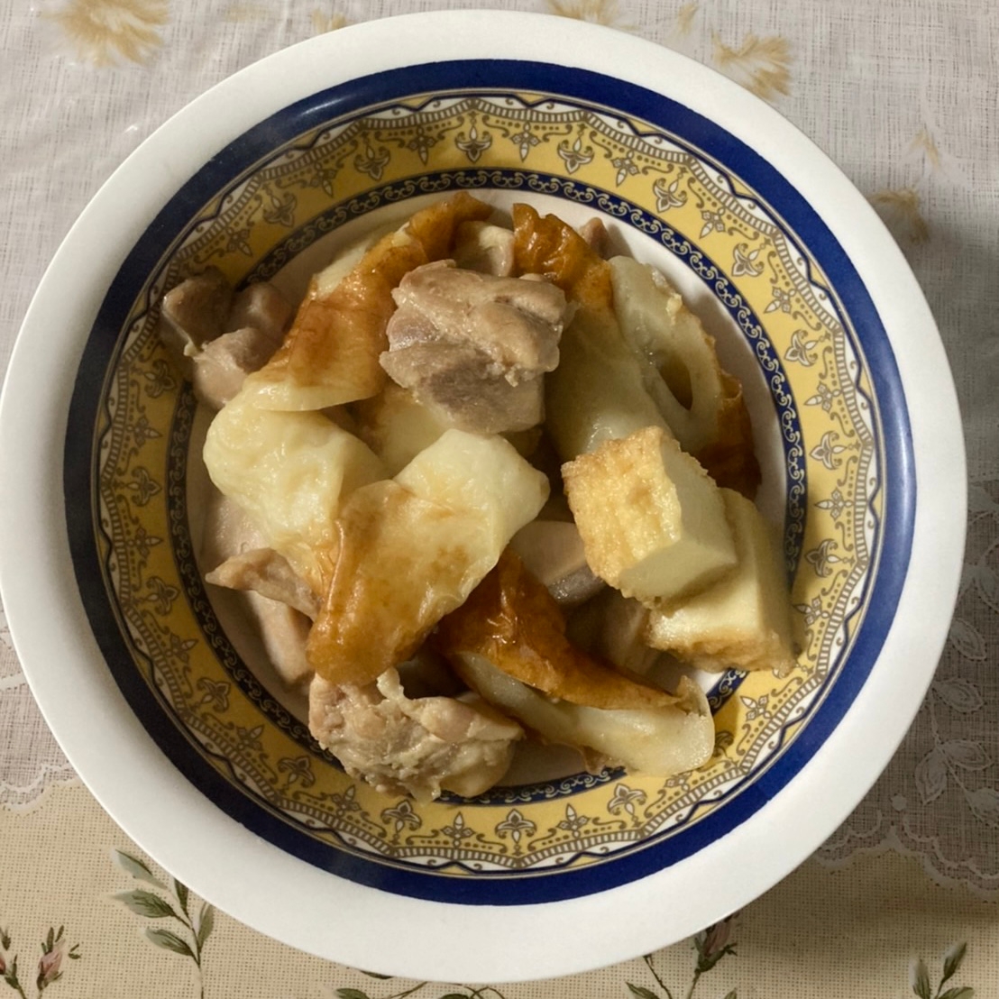 鶏肉とちくわの煮物