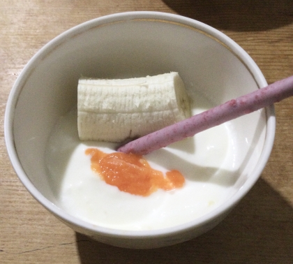 いちごポッキーヨーグルト