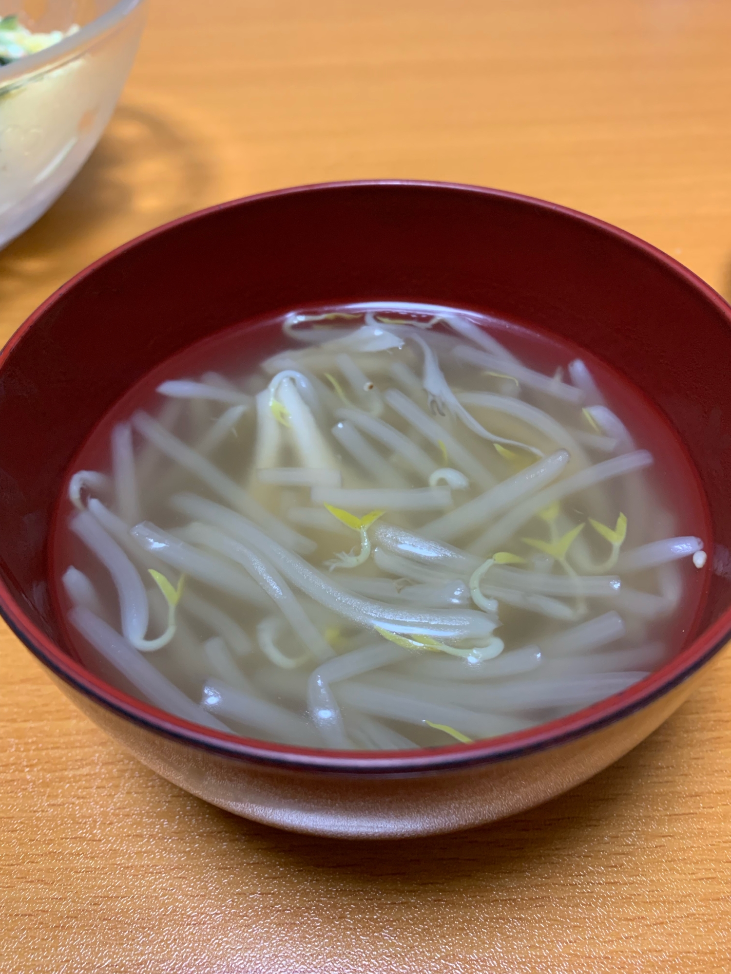 もやしと舞茸の中華スープ