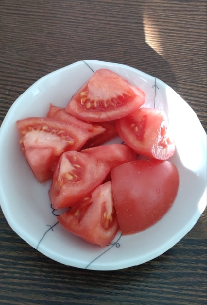 材料トマトだけ！簡単サラダ♡節約♡ヘルシー