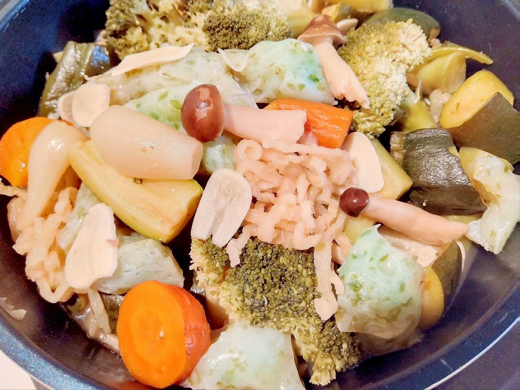 蒟蒻ズッキーニ人参しめじ切干大根らっきょうブロコ蒸