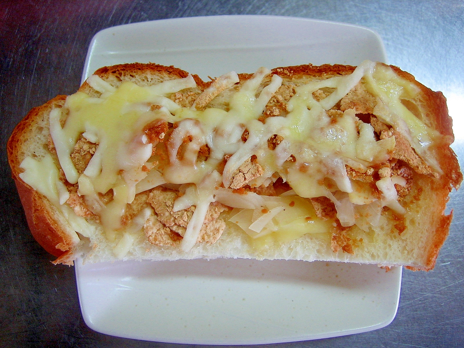 玄米フレーク＆甘酢ガリ＆きな粉のチーズトースト