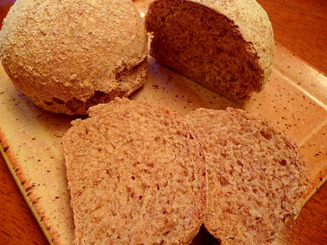 レンジ発酵 全粒粉100 ゴマ入りドイツ風田舎パン レシピ 作り方 By fairy tale 楽天レシピ