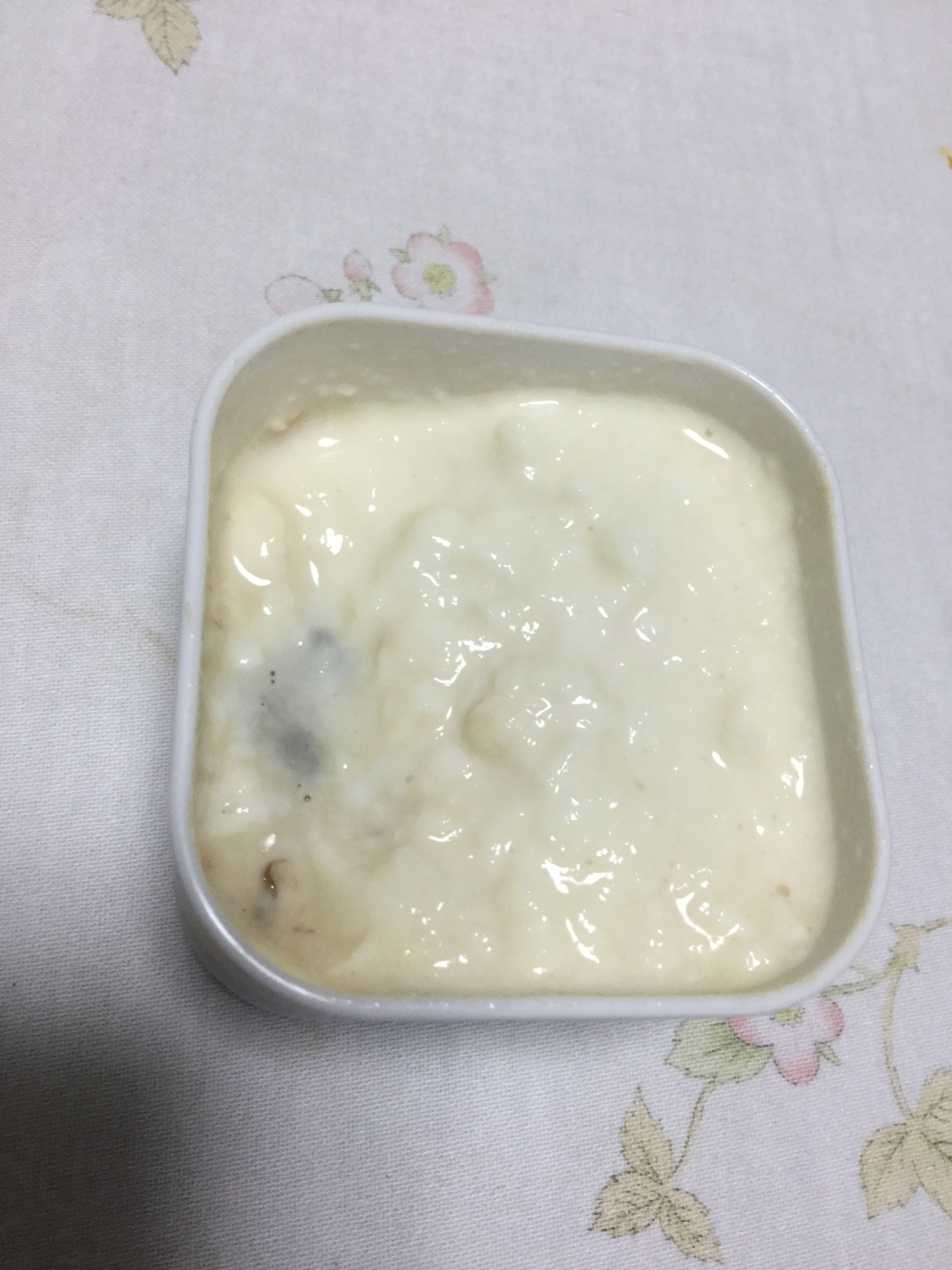 豆乳紅茶のわらび餅と豆乳ヨーグルト