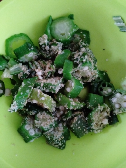オクラの胡麻よごし