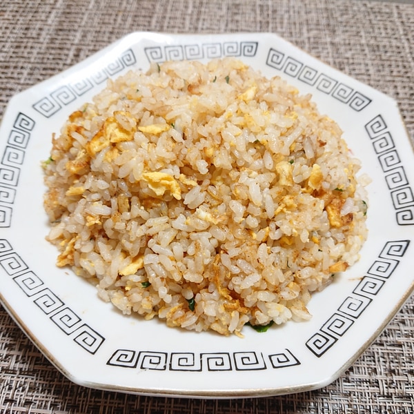 Ajinomoto丸鶏ガラスープの素で作る炒飯大盛 レシピ 作り方 By うさ山 楽天レシピ Ajinomoto丸鶏ガラスープの素で作る炒飯大盛 レシピ 作り方 By うさ山 楽天レシピ