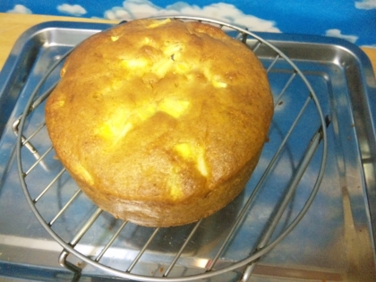 バターなしでもおいしい サツマイモとリンゴのケーキ レシピ 作り方 By Kumi Mama 楽天レシピ