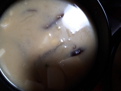 残ったカレーで！もやしカレー味噌汁