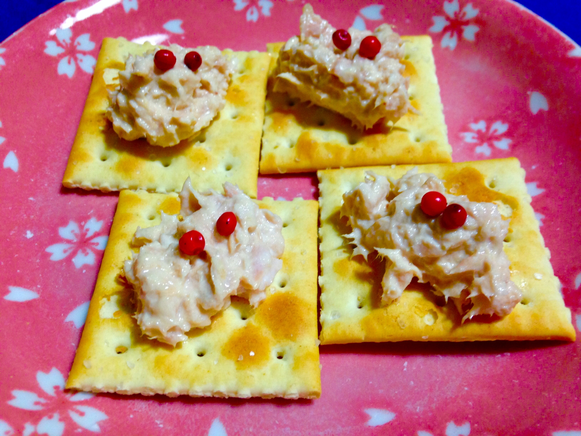 一口おつまみ ツナマヨピンクペッパー レシピ 作り方 By うみ ひま 楽天レシピ 一口おつまみ ツナマヨピンクペッパー レシピ 作り方 By うみ ひま 楽天レシピ