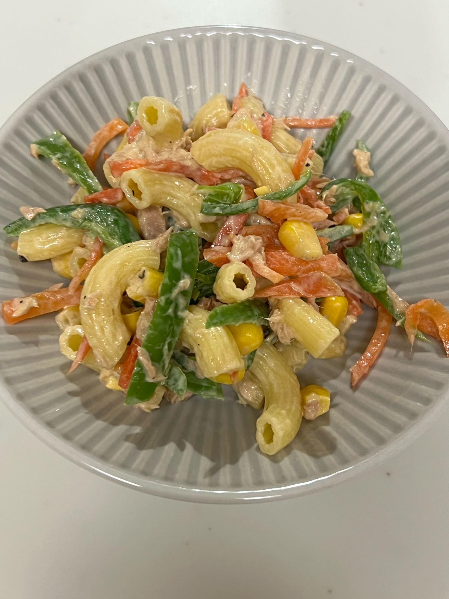 ピーマンたっぷり♪ツナのマカロニサラダ