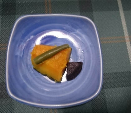 かぼちゃといんげんと練り物の煮物