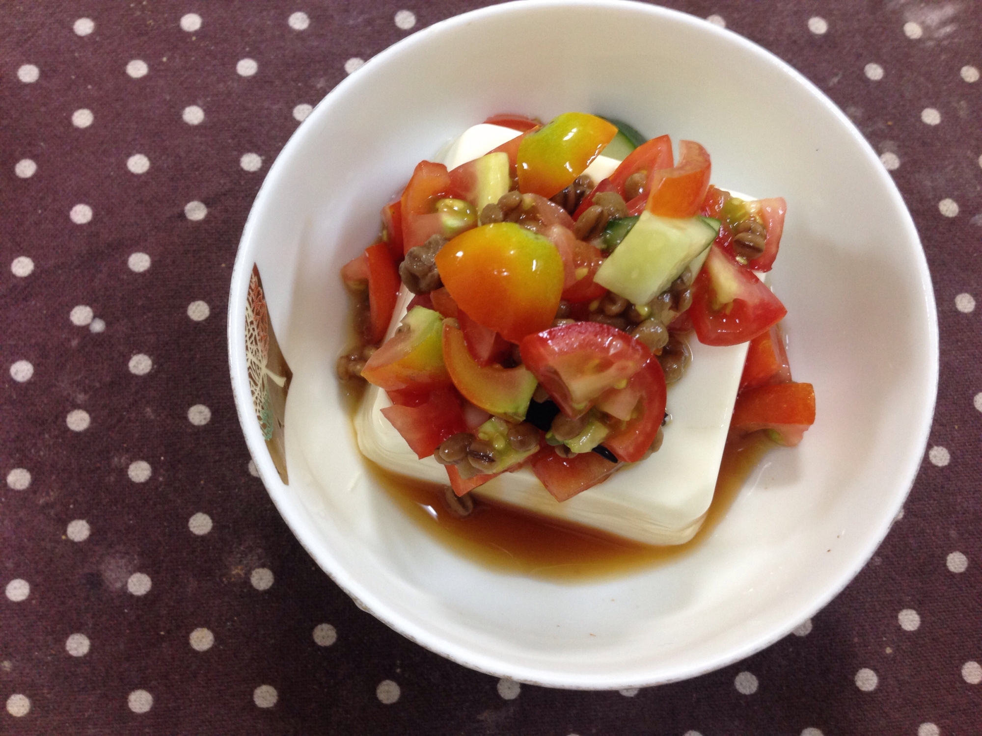 トマトときゅうりの醤油麹和え豆腐
