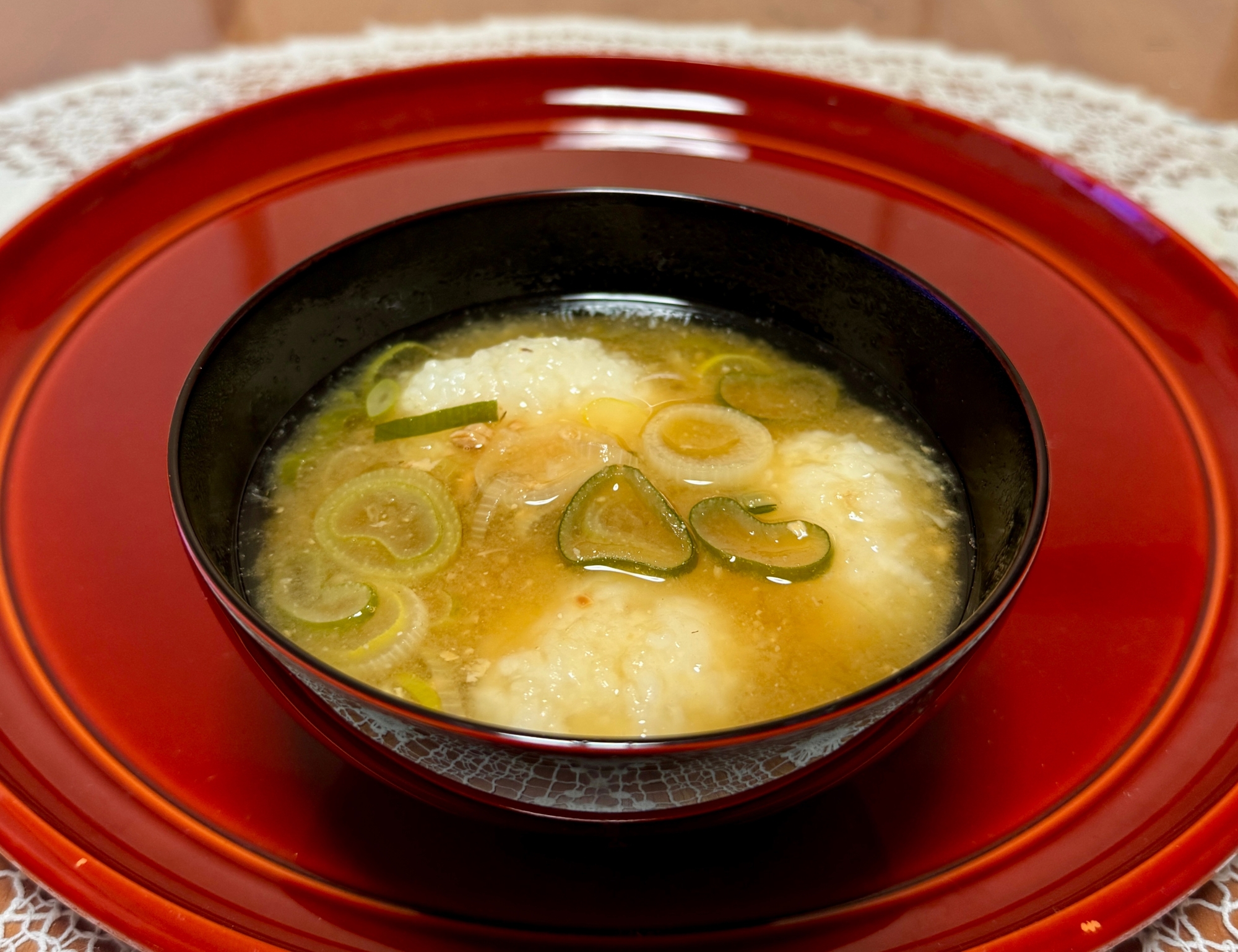 長芋のすりおろし団子と長ネギの☆味噌汁