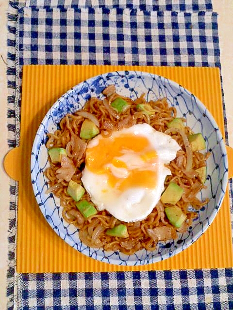 アボカド焼きそば♪