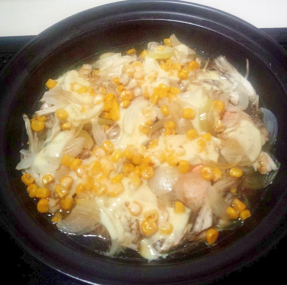 タジン鍋で簡単～鮭と野菜のチーズ蒸し