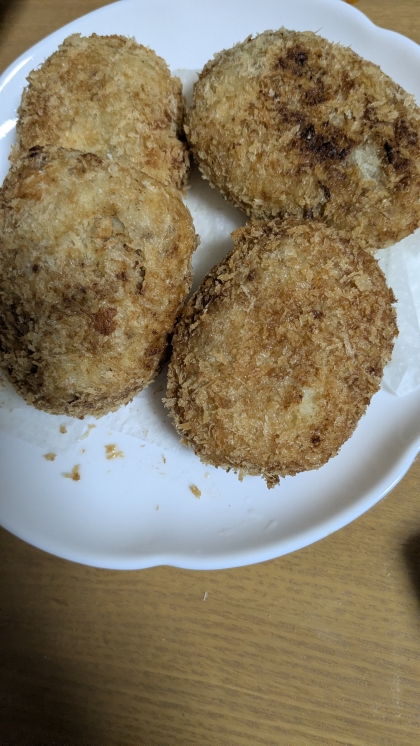 残り物アレンジ！肉じゃがコロッケ