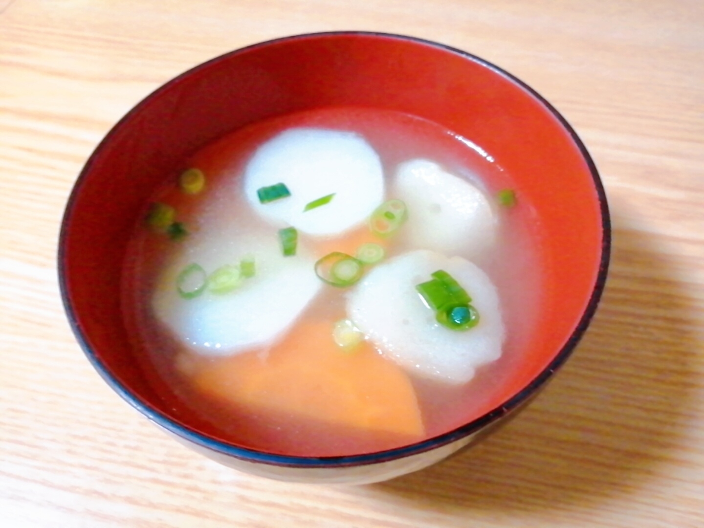 長芋と人参と麩と小ねぎの中華スープ