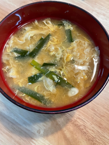 楽してキャンプ飯♬ごぼうとニラ玉の味噌汁