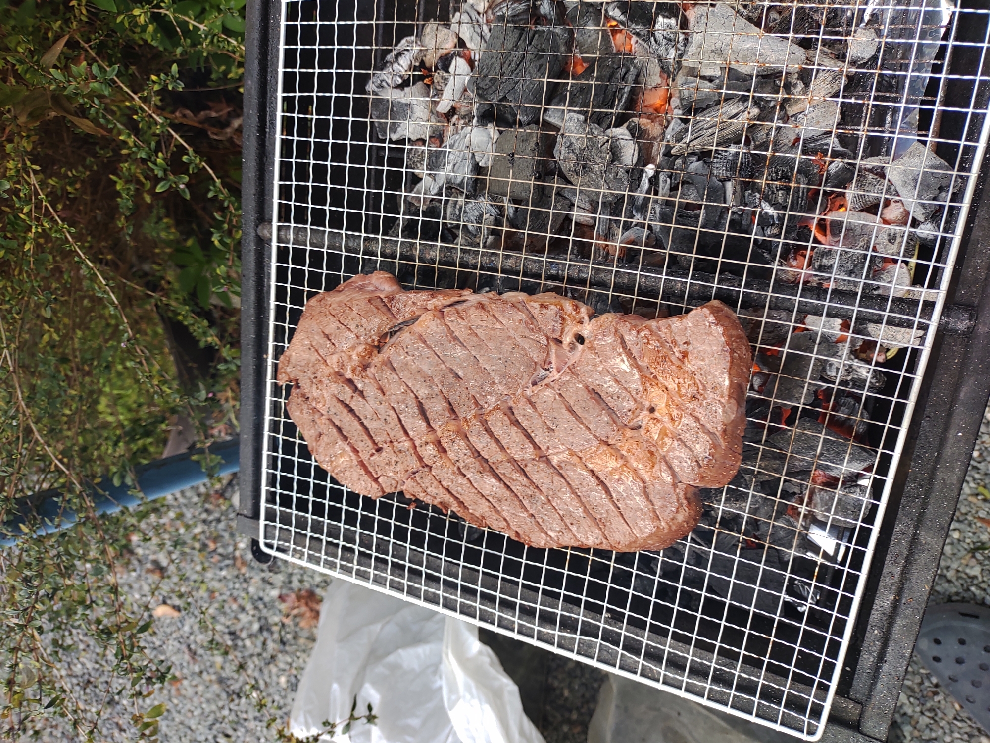厚切りバーベキュー肉
