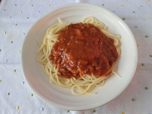 圧力鍋であっさり味のミートソース