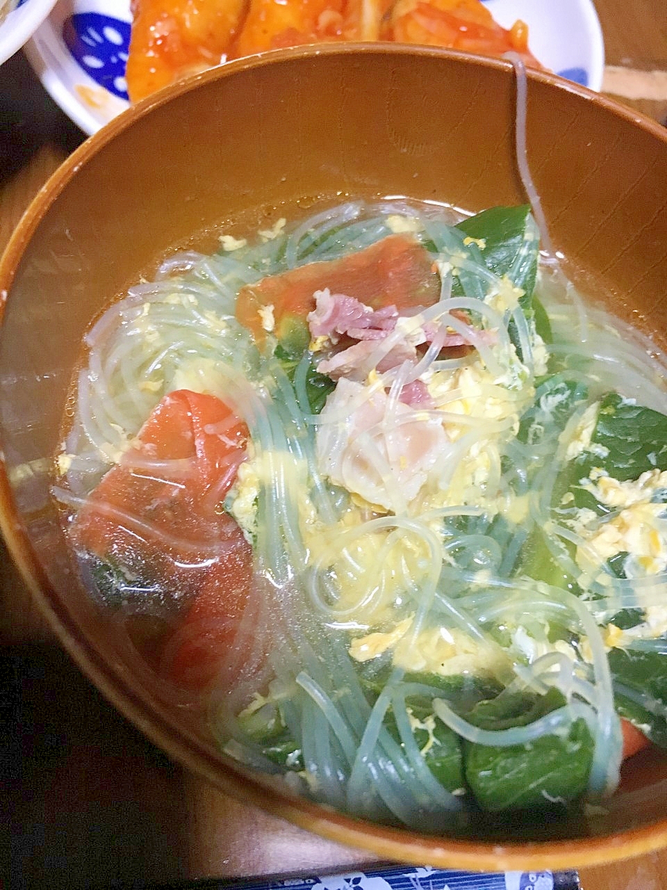 ベーコンと小松菜の春雨スープ