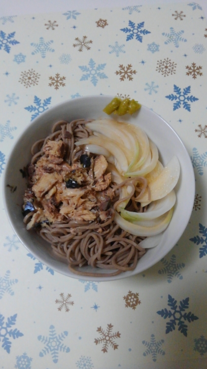 しそがなくて色味が悪いですがf(^_^;
玉ねぎを入れました。
簡単で美味しいですね♪