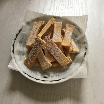 妊娠中で体重増えないようにしなくちゃだけど、オヤツも食べたい！とゆうことで作らせて頂きました★簡単にできて美味しかったです！