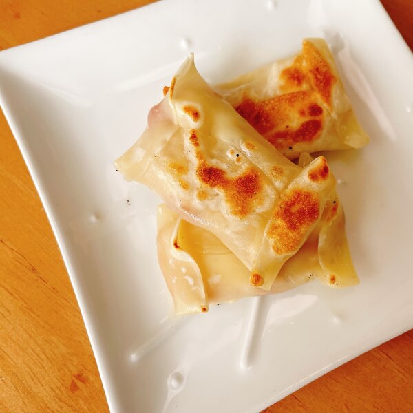 餃子の皮でブリトー風 レシピ 作り方 By チョコ30 楽天レシピ 餃子の皮でブリトー風 レシピ 作り方 By チョコ30 楽天レシピ