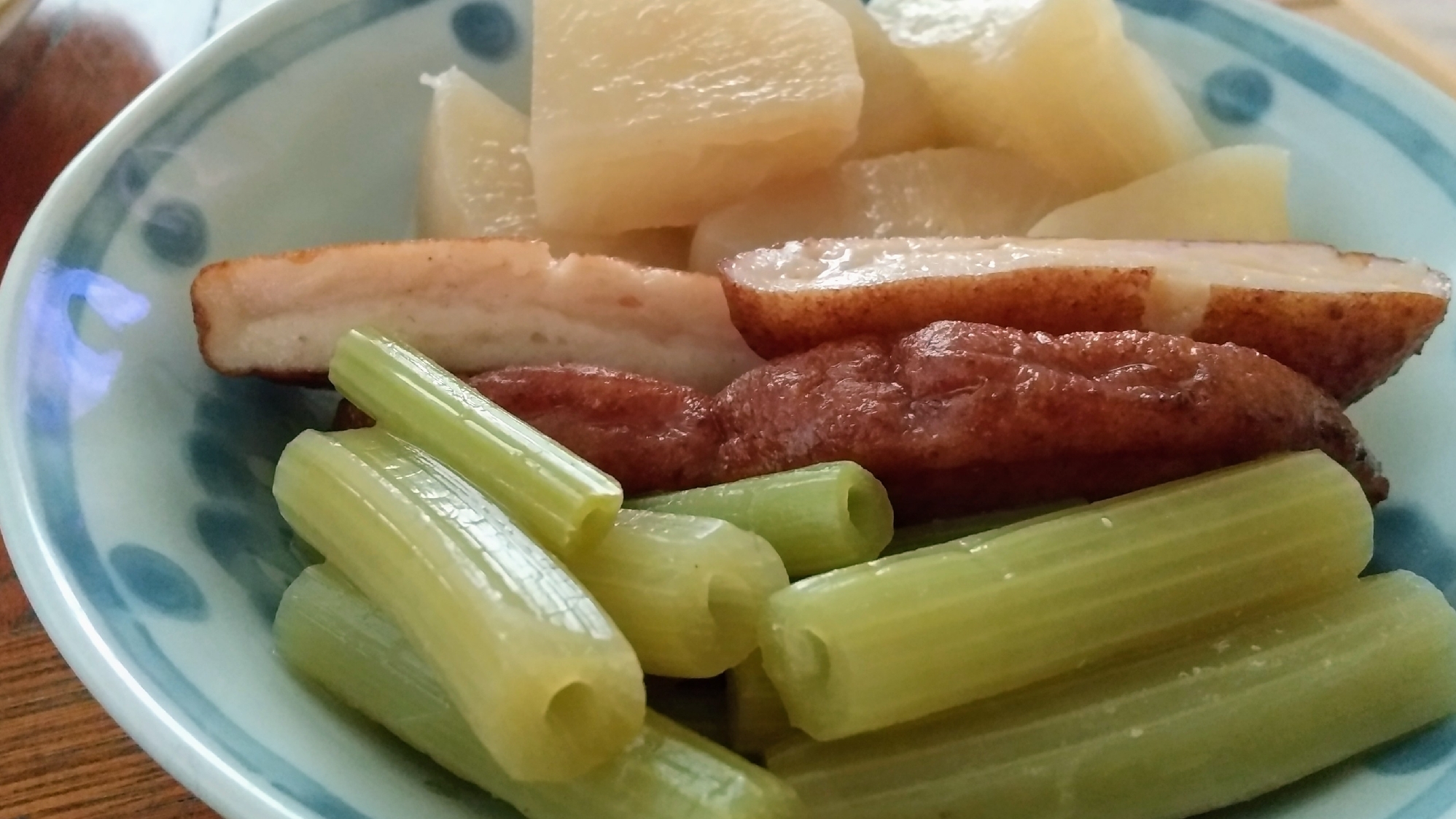 フキの煮物 下処理方法付き レシピ 作り方 By ちゅろす1972 楽天レシピ