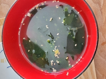 わかめスープ