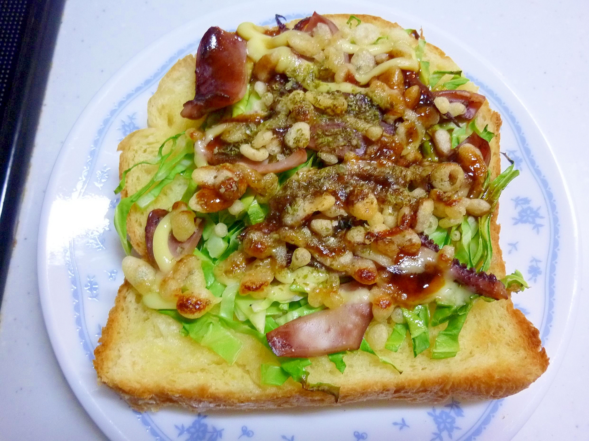 ☆イカとキャベツのお好み焼き風トースト☆