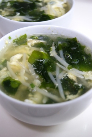 【Booのてきとーなレシピ】もやし入り中華スープ