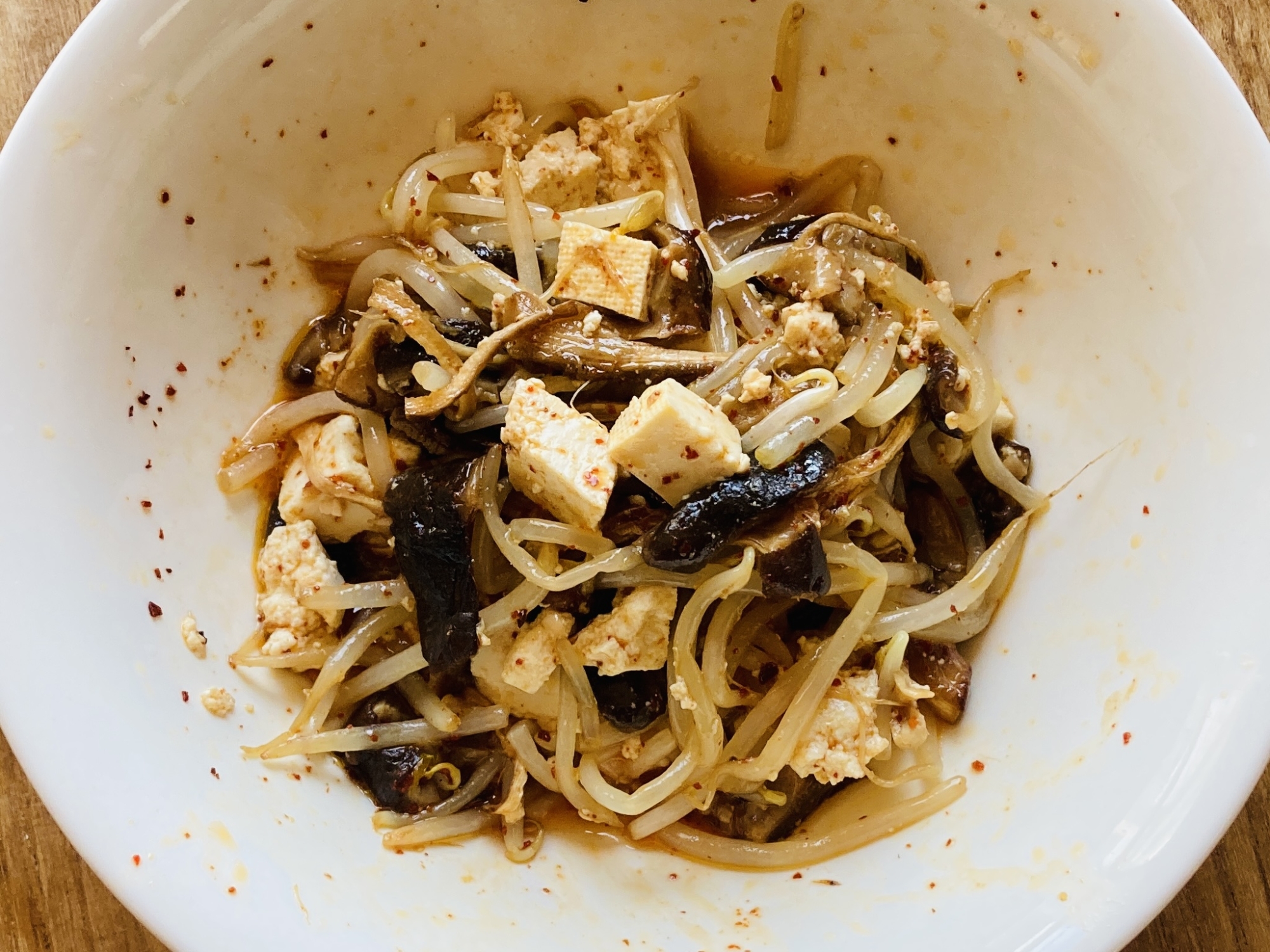 椎茸ともやしの豆腐サラダ