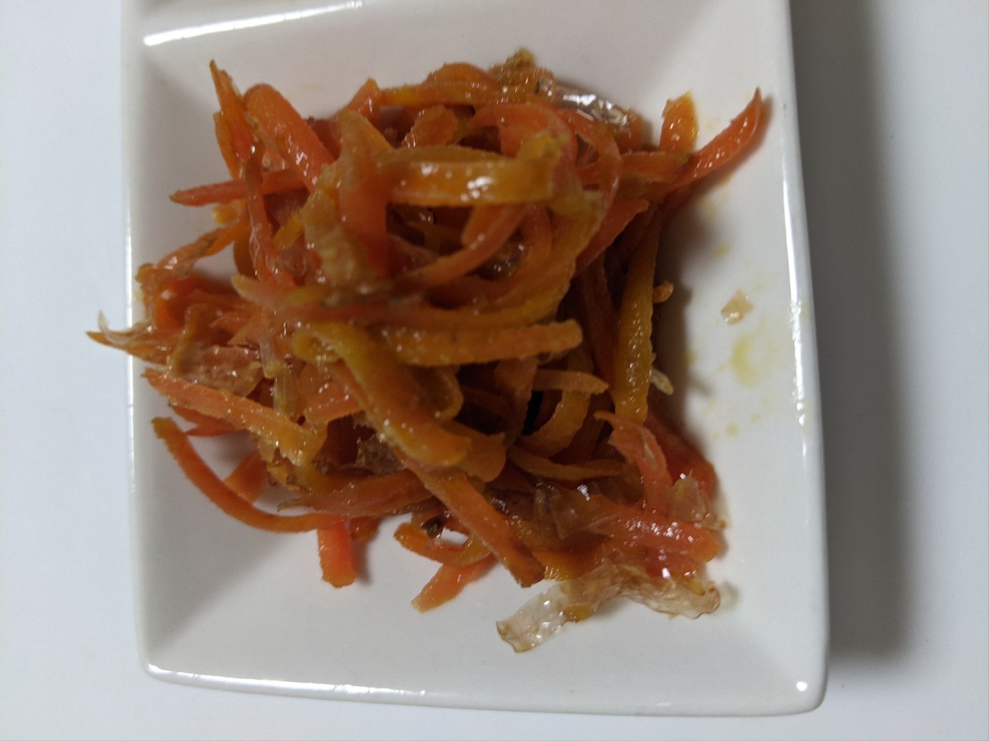 人参と鰹節の炒め物