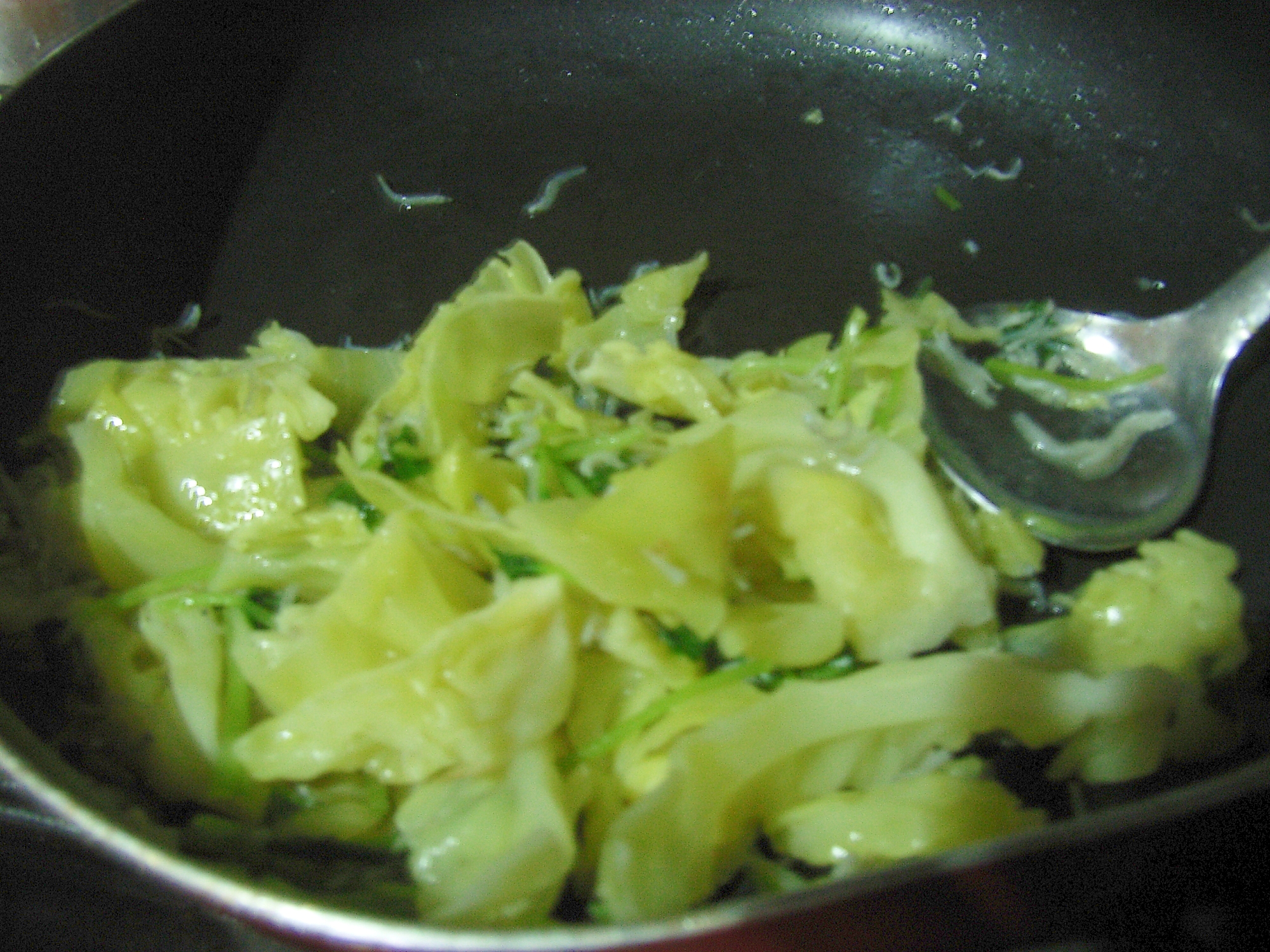 カルシウムたっぷり ちりめんキャベツ レシピ 作り方 By 日比埜和花 楽天レシピ カルシウムたっぷり ちりめんキャベツ レシピ 作り方 By 日比埜和花 楽天レシピ