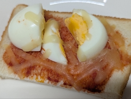 ハムとタマゴのチーズトースト