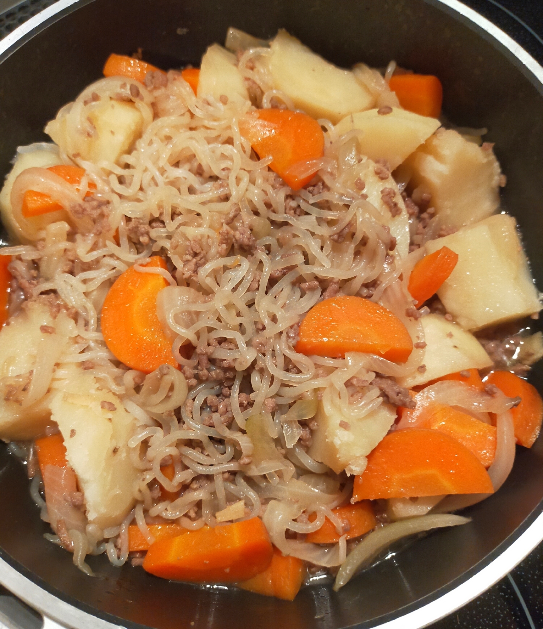 豚かしらひき肉の肉じゃがもどき煮