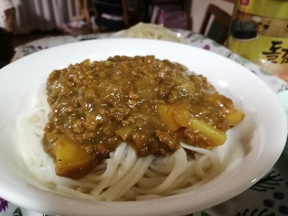 簡単！レトルトカレーでキーマカレー風うどん