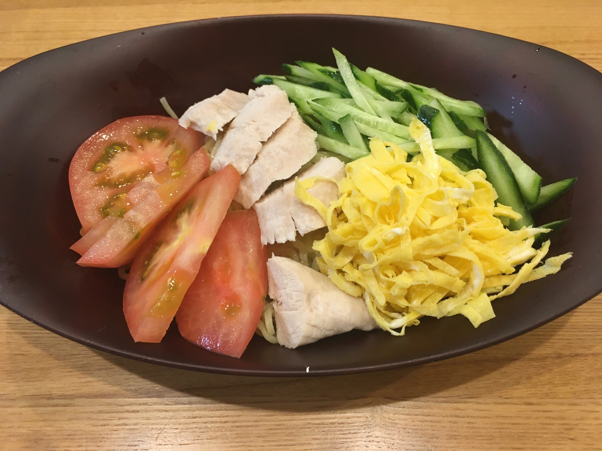 今日の夕食はこれ一品！具材たっぷり冷やし中華