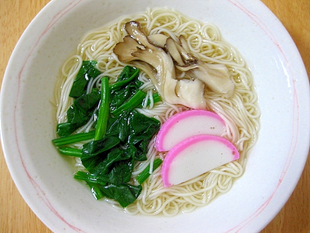 まいたけとほうれん草の温素麺