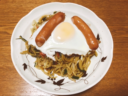 焼きそばの上にのっけて、ボリュームアップでいただきました(^_^;)とっても美味しかったです、ごちそうさまでした♪