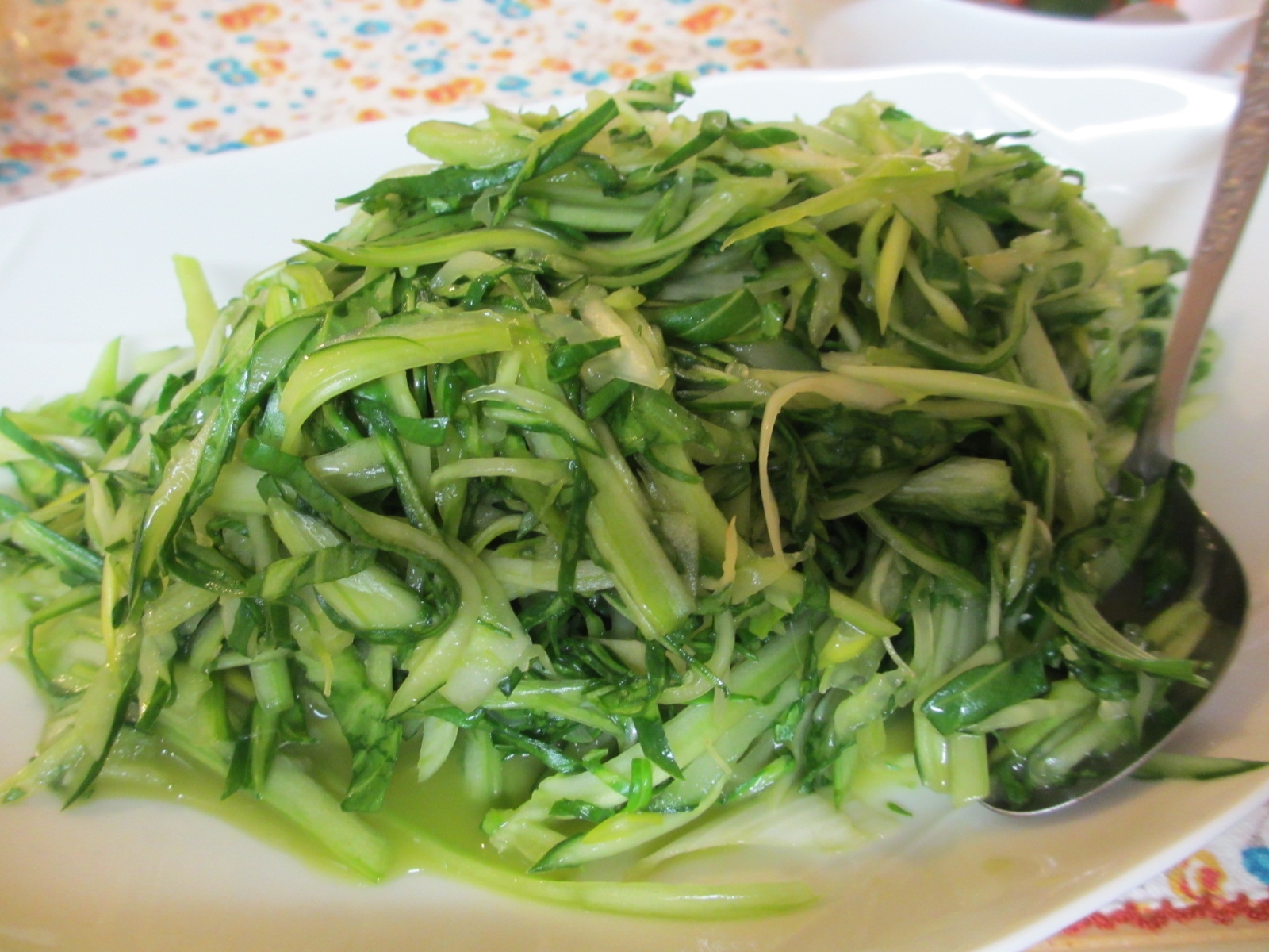 青梗菜ときゅうりのサラダ