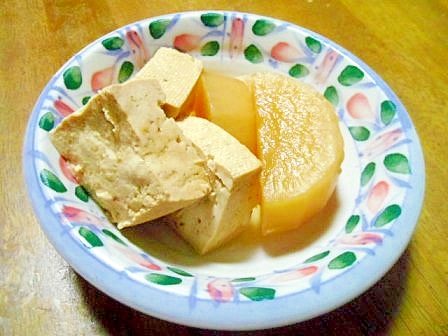 三浦大根と木綿豆腐の煮物