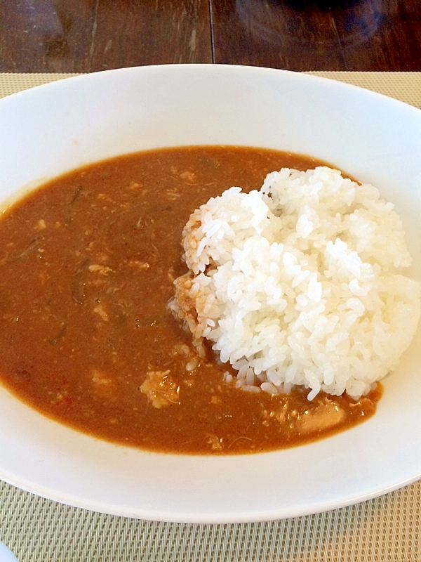 タイカレー缶で☆プーパッポンカレー