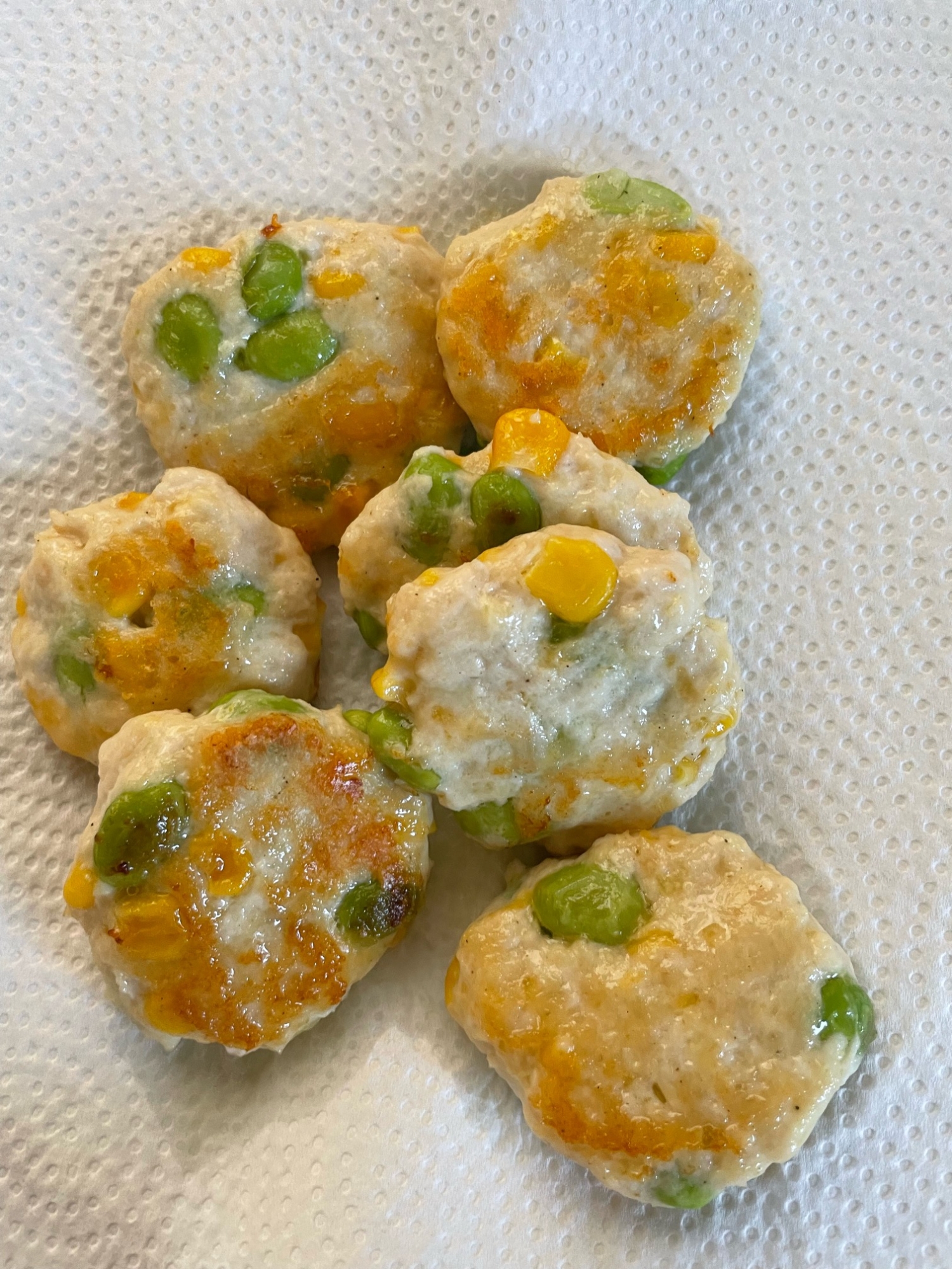 幼児食　枝豆とチーズのチキンナゲット