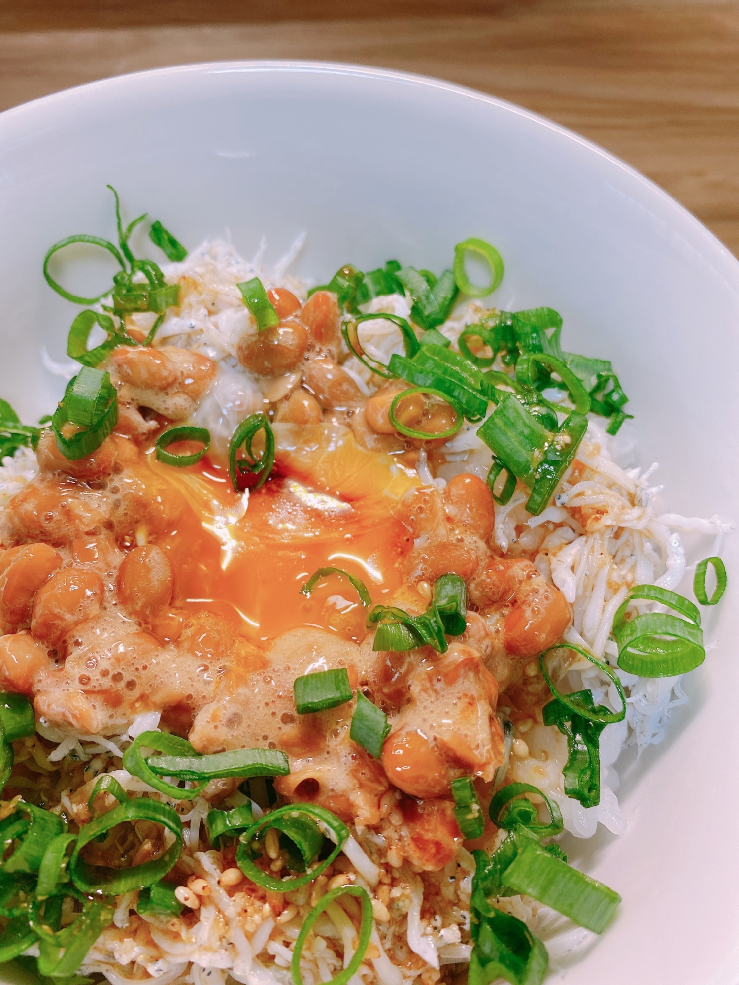 ズボラ飯！時短！しらす納豆丼