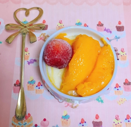 冷凍いちごととろけるマンゴー(˃ૣᢦ˂)♡ｵｨｼｨですねෆˎˊ˗素敵なレシピありがとうございます♪(⑅ᴗ͈͈ ᴗ͈)⁾⁾⁾ᵖᵉᵏᵒ♡